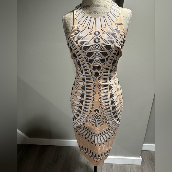 Woman’s sequin mini party dress - Picture 3 of 4